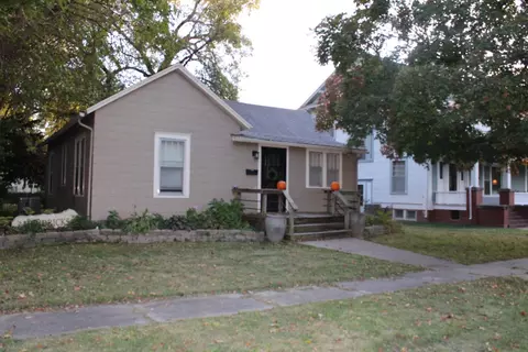 Exterior - 905 E 7th, Winfield, KS 67156 photo 1 of 3