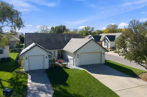 12801 E Crest Ridge Cir, Wichita, KS 67230