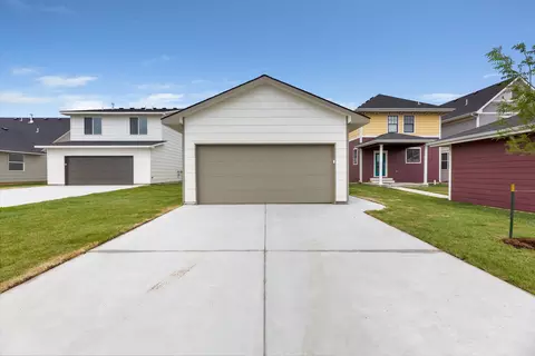 Exterior - 12071 W Arvada Blvd, Maize, KS 67101 photo 2 of 2