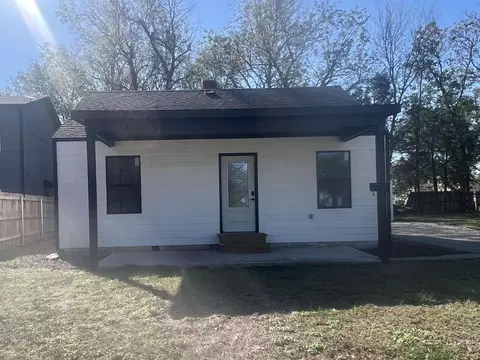 717 S Laclede Ct, Wichita, KS 67213