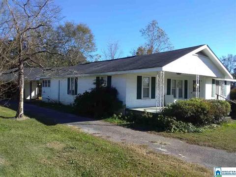 215 Augusta St, Clanton, AL 35045 photo 1