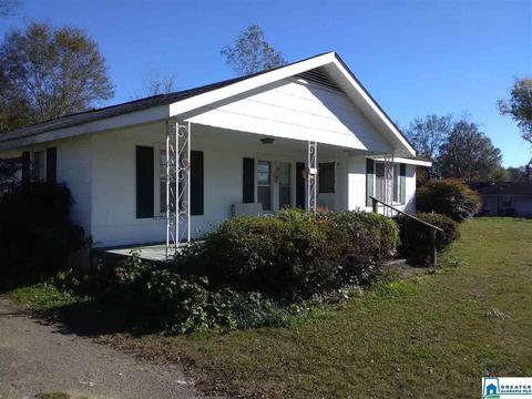 215 Augusta St, Clanton, AL 35045 photo 3