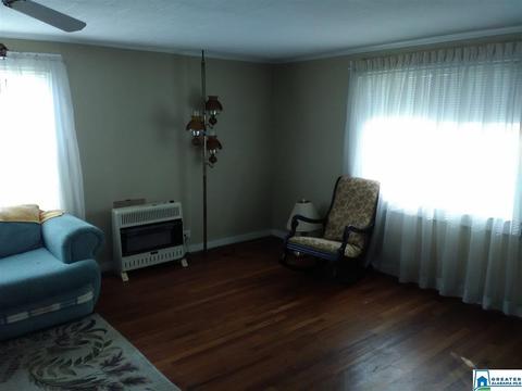 215 Augusta St, Clanton, AL 35045 photo 12