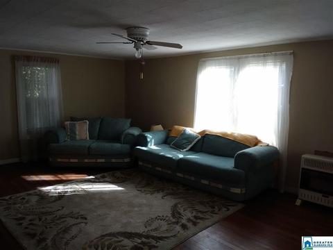 215 Augusta St, Clanton, AL 35045 photo 5