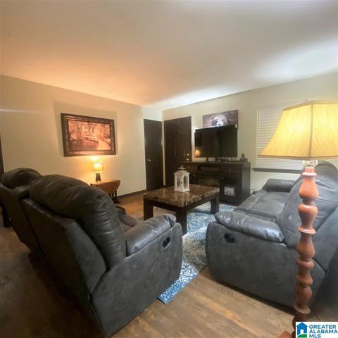414 Echo Trl, Warrior, AL 35180 photo 3