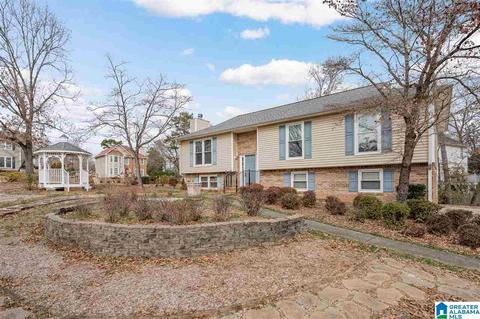 101 Comanche Cir, Alabaster, AL 35007 photo 2