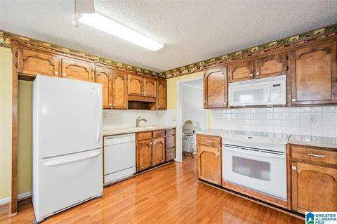 101 Comanche Cir, Alabaster, AL 35007 photo 10