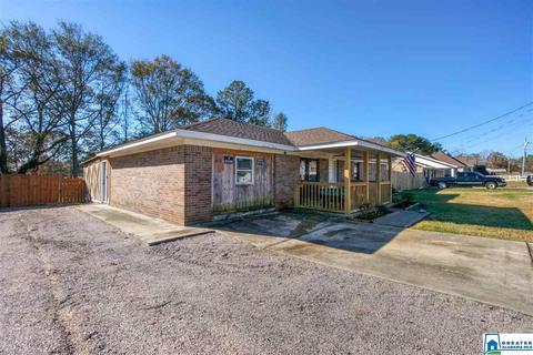 114 Colonial Cir, Clanton, AL 35045 photo 5