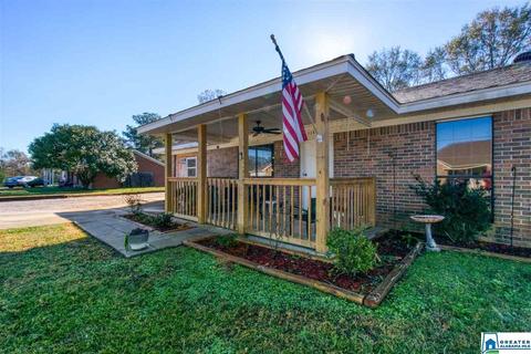 114 Colonial Cir, Clanton, AL 35045 photo 8
