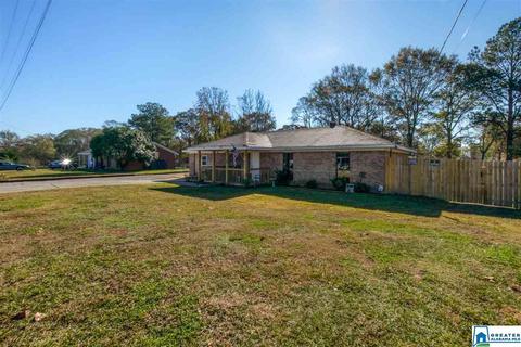 114 Colonial Cir, Clanton, AL 35045 photo 3
