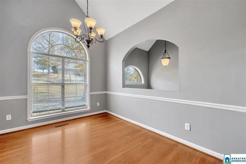176 Chinaberry Ln, Maylene, AL 35114 photo 2