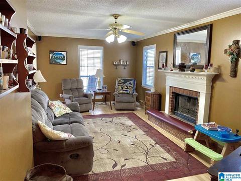 110 Carriage Dr, Maylene, AL 35114 photo 9