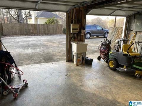 110 Carriage Dr, Maylene, AL 35114 photo 33