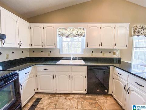 508 Sequoya Dr, Anniston, AL 36206 photo 12