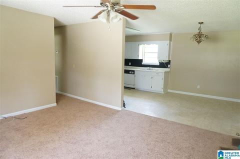 305 Debra Ave, Clanton, AL 35045 photo 4