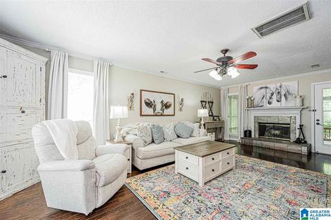 116 Carriage Dr, Maylene, AL 35114 photo 4