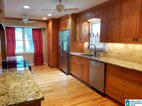 112 Forest Ridge Rd, Maylene, AL 35114 photo 3