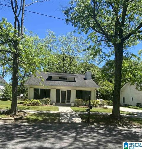 504 8th St N, Clanton, AL 35045 photo 4