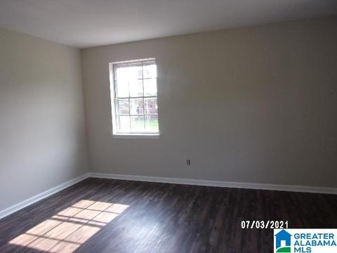 1500 Westlyn Ave, Clanton, AL 35045 photo 2