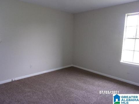 1500 Westlyn Ave, Clanton, AL 35045 photo 6