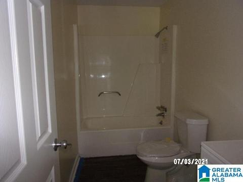1500 Westlyn Ave, Clanton, AL 35045 photo 5
