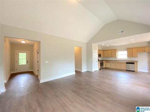 135 Wolf Ln, Parrish, AL 35580 photo 5