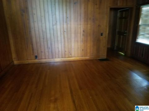 511 E 5th Ave, Oneonta, AL 35121 photo 3