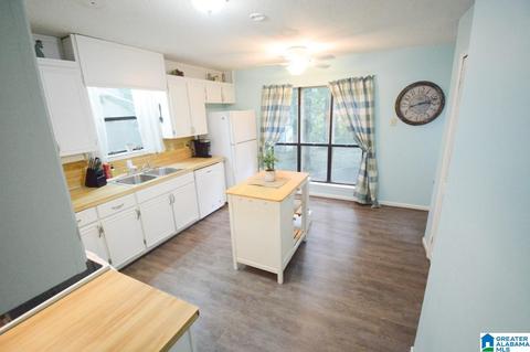 1006 Yellowleaf Ln, Maylene, AL 35114 photo 5
