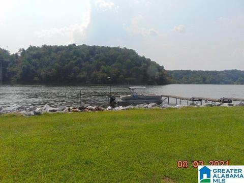226 Cedar Cir, Clanton, AL 35046 photo 1