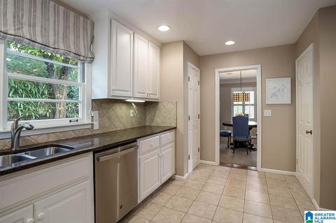 136 Memory Ct, Birmingham, AL 35213 photo 12