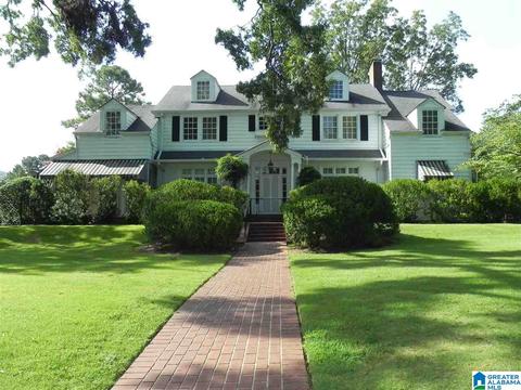 818 Glenwood Ter, Anniston, AL 36207