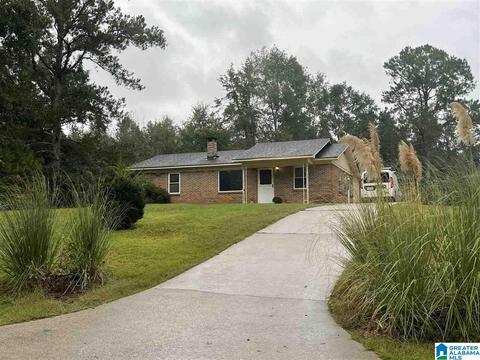 812 17th Ave, Clanton, AL 35045 photo 1