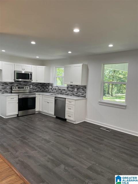 75 Echo Cir, Warrior, AL 35180 photo 3