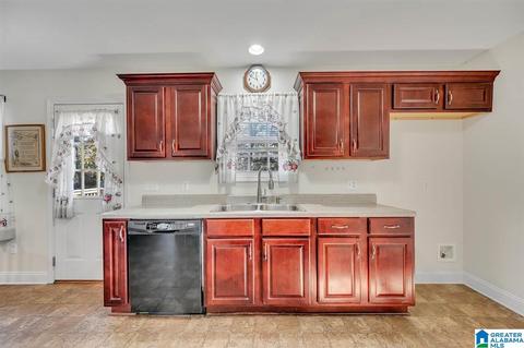220 Abbey Rd, Warrior, AL 35180 photo 10