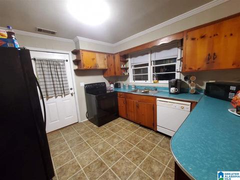 115 Augusta St, Clanton, AL 35045 photo 5