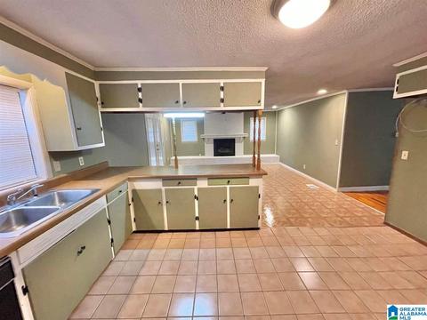 116 Candler St, Clanton, AL 35045 photo 8