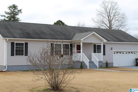 198 Warren Dr, Weaver, AL 36277