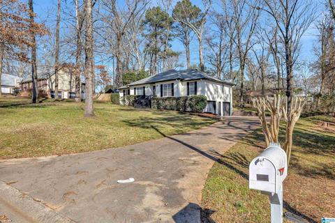 112 Hickory St, Maylene, AL 35114 photo 2