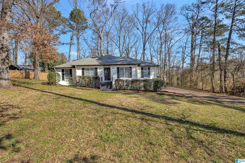 112 Hickory St, Maylene, AL 35114 photo 4