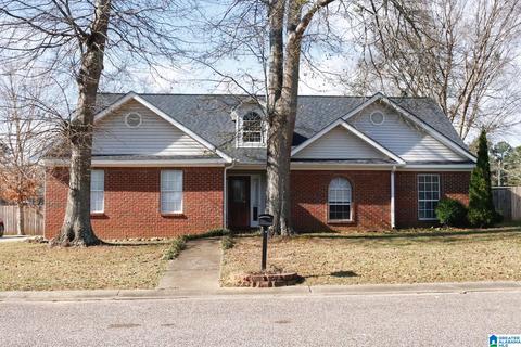 105 Battle Cir, Clanton, AL 35045 photo 1
