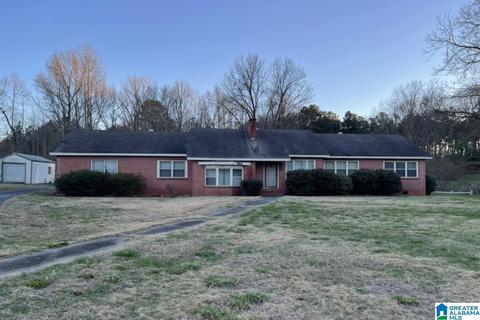 907 Pipes Ave, Clanton, AL 35045 photo 1