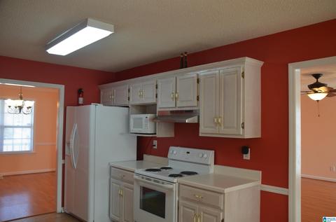 4432 Devonshire Ter, Anniston, AL 36207 photo 2