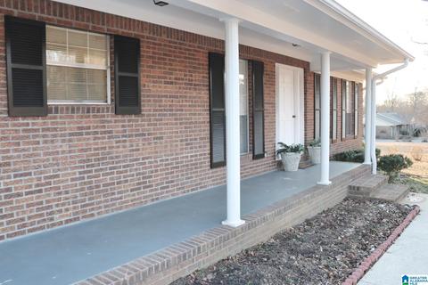 101 Craig Cir, Clanton, AL 35045 photo 4