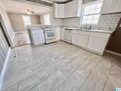 1206 E Main St, Centre, AL 35960 photo 8