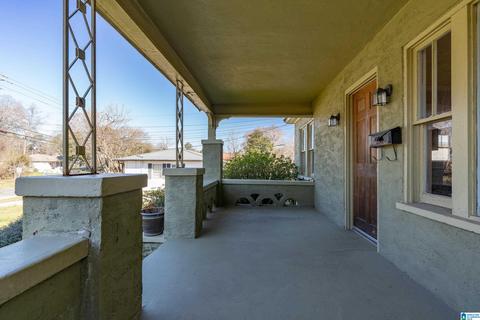 105 Leon Dr, Warrior, AL 35180 photo 4
