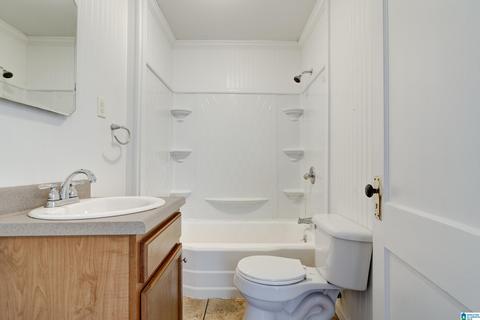 105 Leon Dr, Warrior, AL 35180 photo 18