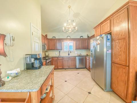686 Coves Point Dr, Riverside, AL 35135 photo 8