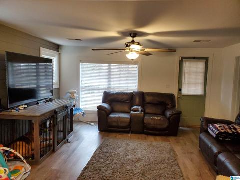1055 Pope Ave, Steele, AL 35987 photo 3