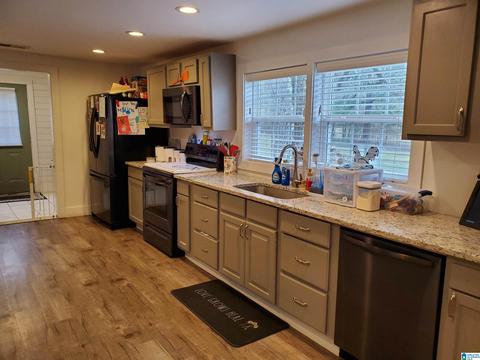 1055 Pope Ave, Steele, AL 35987 photo 6