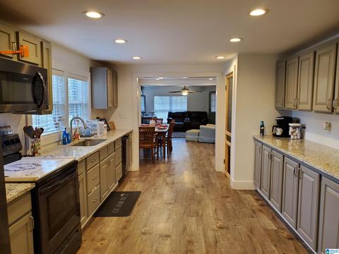 1055 Pope Ave, Steele, AL 35987 photo 8